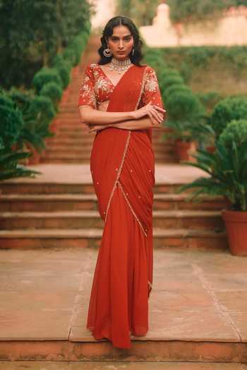 Paulmi And Harsh Kaia Embroidered Pre-Draped Saree Set With Belt 
