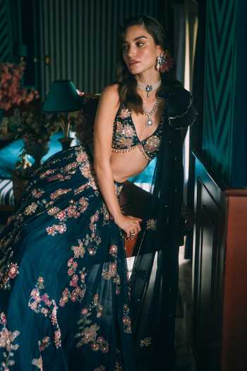 Paulmi And Harsh Blue Organza Sweetheart Neck Bluebell Printed Lehenga Set at Aza Fashions Paulmi And Harsh_Blue Organza Sweetheart Neck Bluebell Printed Lehenga Set _at_Aza_Fashions