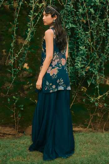 Paulmi And Harsh Moonbeam Embroidered Kurta With Palazzo