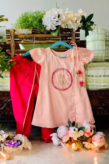 Rage Attire-Sweta Saria Padma Lakshmi Feet Embroidered Kurta With Dhoti Pant 