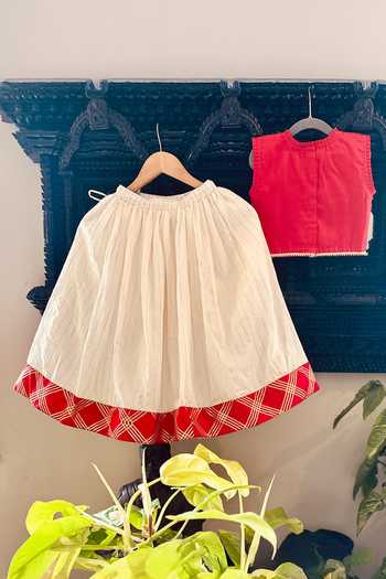 Rage Attire-Sweta Saria_Red Cotton, Muslin (mulmul) Kamala Devi Embroidered Blouse And Lehenga Set _Online_at_Aza_Fashions