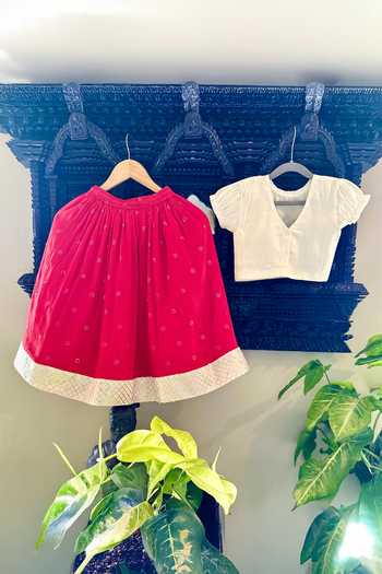 Shop_Rage Attire-Sweta Saria_White Cotton, Muslin (mulmul) Lakshmi Shree Embroidered Blouse And Lehenga Set _Online_at_Aza_Fashions