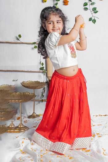 Shop_Rage Attire-Sweta Saria_White Cotton, Muslin (mulmul) Lakshmi Shree Embroidered Blouse And Lehenga Set 