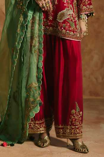 Aman Takyar Red Silk, Organza, Dupion Round Neck Embroidered Kurta Set Online at Aza Fashions Aman Takyar_Red Silk, Organza, Dupion Round Neck Embroidered Kurta Set _Online_at_Aza_Fashions