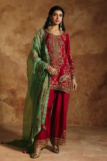 Buy Aman Takyar Red Silk, Organza, Dupion Round Neck Embroidered Kurta Set Online at Aza Fashions Buy_Aman Takyar_Red Silk, Organza, Dupion Round Neck Embroidered Kurta Set _Online_at_Aza_Fashions