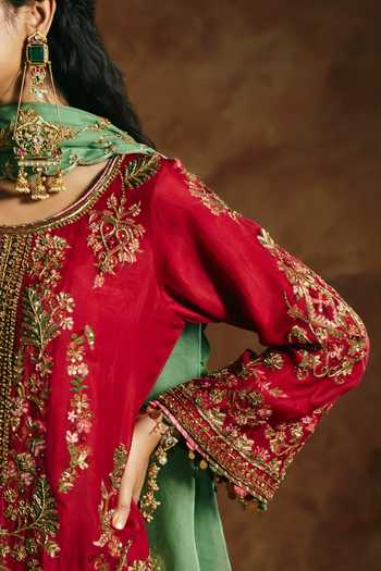 Shop Aman Takyar Red Silk, Organza, Dupion Round Neck Embroidered Kurta Set Online at Aza Fashions Shop_Aman Takyar_Red Silk, Organza, Dupion Round Neck Embroidered Kurta Set _Online_at_Aza_Fashions