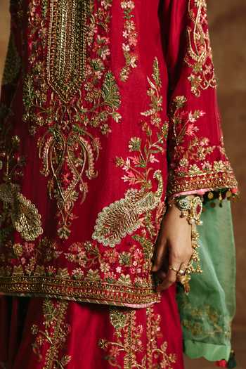 Aman Takyar Red Silk, Organza, Dupion Round Neck Embroidered Kurta Set at Aza Fashions Aman Takyar_Red Silk, Organza, Dupion Round Neck Embroidered Kurta Set _at_Aza_Fashions