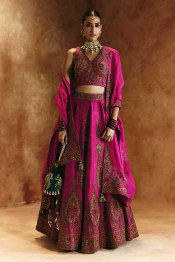 Aman Takyar Embroidered Lehenga Set