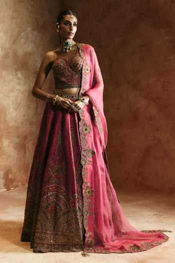 Aman Takyar Embroidered Lehenga Set
