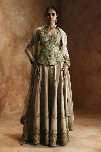 Aman Takyar Embroidered Peplum Kurta Set