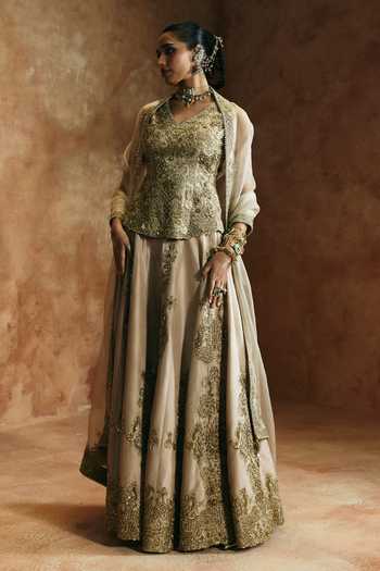 Aman Takyar Embroidered Peplum Kurta Set