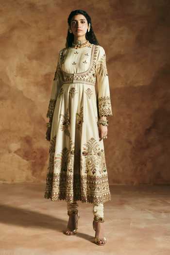 Aman Takyar_Ivory Silk, Organza, Dupion Round Neck Embroidered Anarkali Set _Online_at_Aza_Fashions