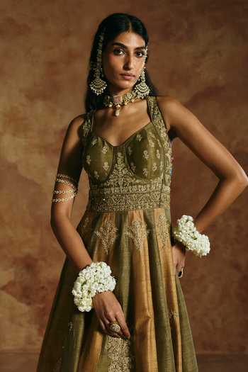 Aman Takyar Green Silk, Georgette Sweetheart Neck Embroidered Anarkali And Churidar Set Online at Aza Fashions Aman Takyar_Green Silk, Georgette Sweetheart Neck Embroidered Anarkali And Churidar Set _Online_at_Aza_Fashions