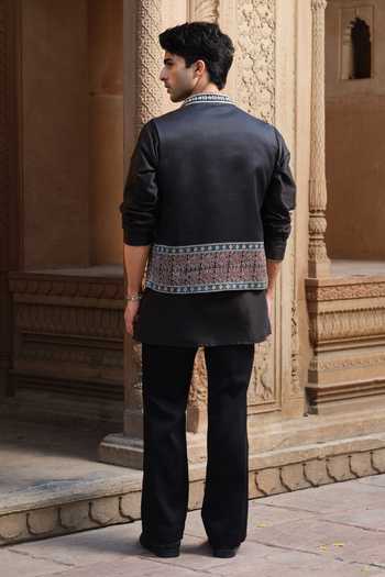 Darzi House Jalore Kurta & Nehru Jacket Set 