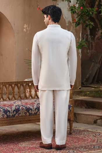 Darzi House Riwaayat Embroidered Nehru Jacket & Kurta Set 