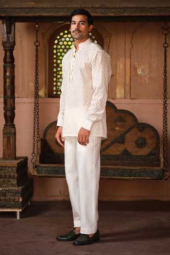 Darzi House Ivory Chanderi, Jacquard Sanganer Mukaish Work Short Kurta Set at Aza Fashions Darzi House_Ivory Chanderi, Jacquard Sanganer Mukaish Work Short Kurta Set _at_Aza_Fashions