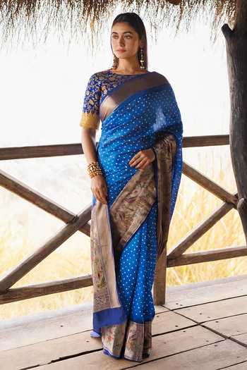 Geroo Jaipur Zari Woven Silk Saree With Blouse