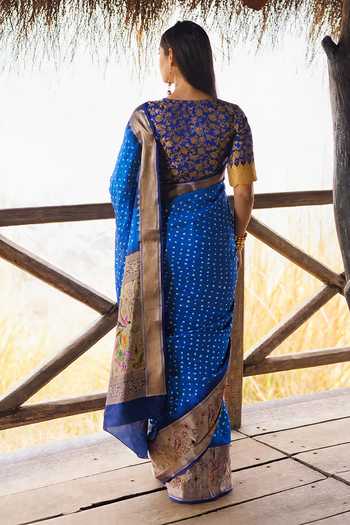 Geroo Jaipur Zari Woven Silk Saree With Blouse