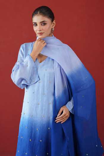 Buy Masoomm Blue Silk V-neck, Yes Embroidered Ombre Straight Kurta Set Online at Aza Fashions Buy_Masoomm_Blue Silk V-neck, Yes Embroidered Ombre Straight Kurta Set _Online_at_Aza_Fashions
