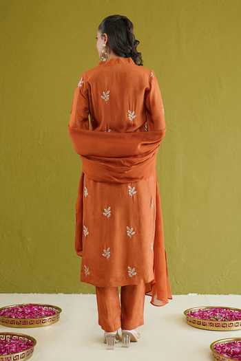 Masoomm Leaf Embroidered Kurta Set