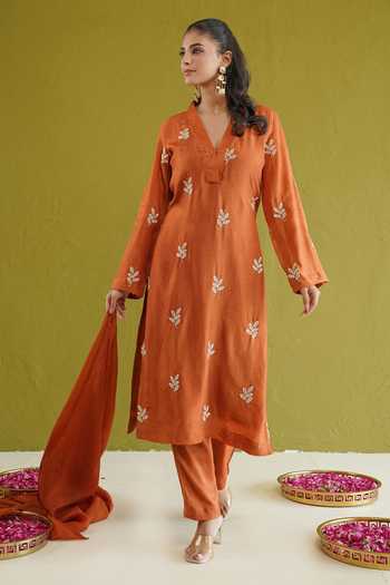 Shop_Masoomm_Orange Silk V-neck Leaf Embroidered Kurta Set _Online_at_Aza_Fashions