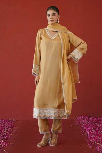 Masoomm Lace Work Kurta Set