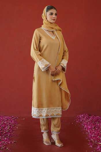 Masoomm_Beige Shantoon, Organza V-neck Lace Work Kurta Set _Online_at_Aza_Fashions