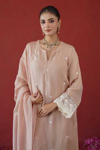Masoomm Pink Silk Notched Neck, Yes Embroidered Kurta Set Online at Aza Fashions Masoomm_Pink Silk Notched Neck, Yes Embroidered Kurta Set _Online_at_Aza_Fashions