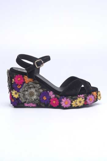 Nidhi Bhandari Black 3d Floral Embroidered Wedges Online at Aza Fashions Nidhi Bhandari_Black 3d Floral Embroidered Wedges _Online_at_Aza_Fashions