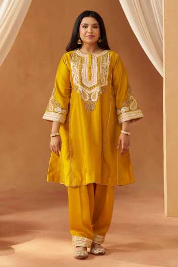 Sheetal Batra Yellow Round Neck Zimal Mustard Choga With Salwar Online at Aza Fashions Sheetal Batra_Yellow Round Neck Zimal Mustard Choga With Salwar _Online_at_Aza_Fashions
