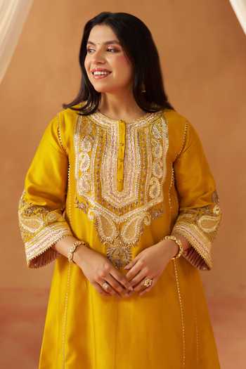 Shop Sheetal Batra Yellow Round Neck Zimal Mustard Choga With Salwar Online at Aza Fashions Shop_Sheetal Batra_Yellow Round Neck Zimal Mustard Choga With Salwar _Online_at_Aza_Fashions