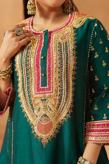 Shop Sheetal Batra Emerald Green Round Neck Riva Choga With Salwar Online at Aza Fashions Shop_Sheetal Batra_Emerald Green Round Neck Riva Choga With Salwar _Online_at_Aza_Fashions