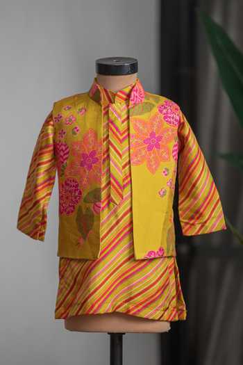 Lil Angels Printed Bundi & Kurta Set 