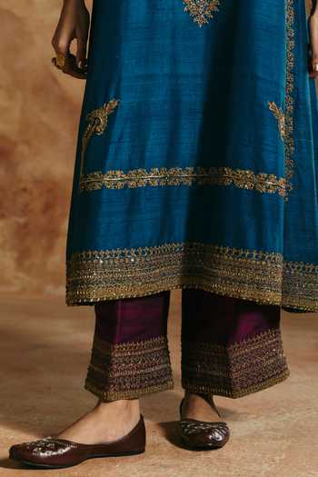 Aman Takyar_Teal Silk, Organza, Dupion Round Neck Embroidered Long Kurta Set _at_Aza_Fashions