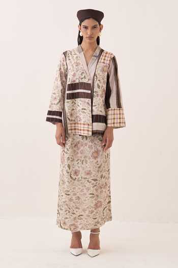 Shop Ofrida Ivory Cotton, Muslin Shawl Neck Patchwork Hand Painted Jacket Online at Aza Fashions Shop_Ofrida_Ivory Cotton, Muslin Shawl Neck Patchwork Hand Painted Jacket _Online_at_Aza_Fashions