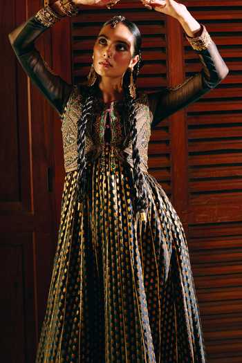 Shop_Aditi Gupta_Black Raw Silk V-, Round Chandrika Embroidered Jacket With Anarkali 