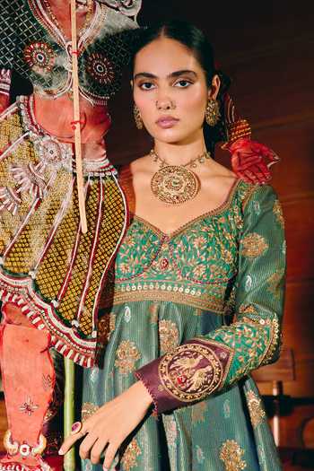 Aditi Gupta_Green Silk Sweetheart Neck Madhurya Lila Embroidered Anarkali Set _at_Aza_Fashions