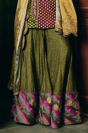 Aditi Gupta_Gold Silk, Tissue V-neck Harini Embroidered Straight Kurta Set _Online_at_Aza_Fashions