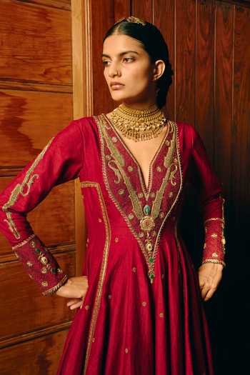Shop_Aditi Gupta_Red Silk, Muslin V-neck Dhenu Embroidered Anarkali Set _Online_at_Aza_Fashions