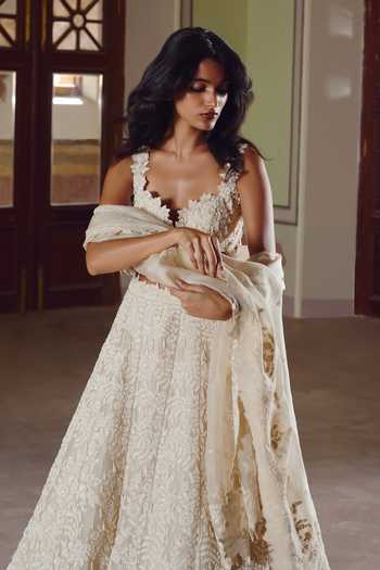 Buy_Anushree Reddy_Ivory Organza Sweetheart Neck Athena Embroidered Bridal Lehenga Set _Online_at_Aza_Fashions