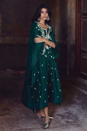 Anushree Reddy Amra Embroidered Kaftan Set