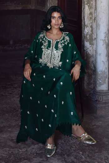 Anushree Reddy_Green Dupion, Crepe Split V-neck Amra Embroidered Kaftan Set _Online_at_Aza_Fashions