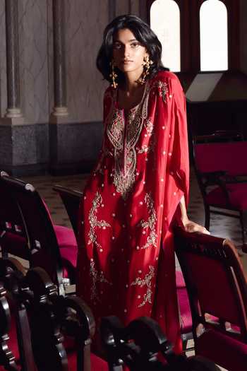 Buy_Anushree Reddy_Red Silk, Dupion, Crepe Scoop Neck Flower Line Kaftan Set _Online_at_Aza_Fashions