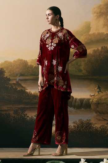 Chandrima Metallic Floral Embellished Short Kurta With Pant