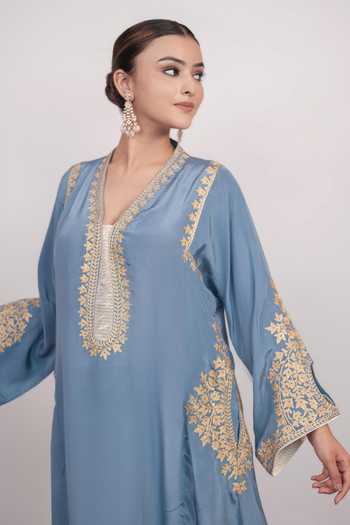 Buy Daljit Sudan Blue Crepe V-neck, Yes Iceberg Embroidered Pheran Kurta And Pant Set Buy_Daljit Sudan_Blue Crepe V-neck, Yes Iceberg Embroidered Pheran Kurta And Pant Set