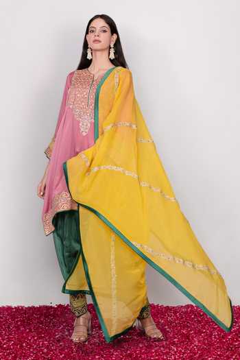 Buy Daljit Sudan Pink Organza, Satin Split V-neck Tri-color Embroidered Pheran Kurta Set Online at Aza Fashions Buy_Daljit Sudan_Pink Organza, Satin Split V-neck Tri-color Embroidered Pheran Kurta Set _Online_at_Aza_Fashions