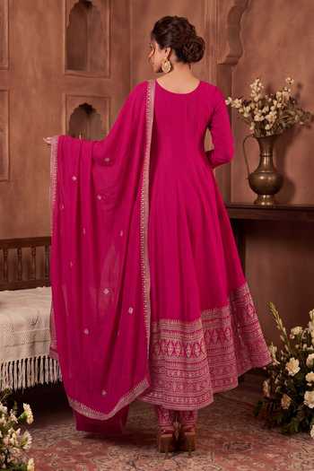 Khwaab By Sanjana Lakhani V Neck Anarkali Set 
