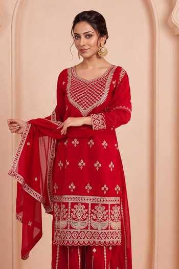 Khwaab By Sanjana Lakhani Red Georgette V-neck Hand Embroidered Kurta Set With Sharara Online at Aza Fashions Khwaab By Sanjana Lakhani_Red Georgette V-neck Hand Embroidered Kurta Set With Sharara _Online_at_Aza_Fashions