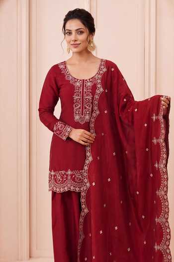 Buy Khwaab By Sanjana Lakhani Red Silk Scoop Neck Hand Embroidered Kurta Salwar Set Online at Aza Fashions Buy_Khwaab By Sanjana Lakhani_Red Silk Scoop Neck Hand Embroidered Kurta Salwar Set _Online_at_Aza_Fashions