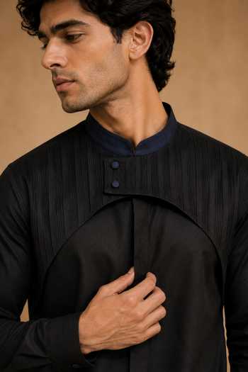 Mayank Modi - Men Black Cotton The Sesame Shirt Online at Aza Fashions Mayank Modi - Men_Black Cotton The Sesame Shirt _Online_at_Aza_Fashions